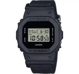 CASIO DW-5600BCE-1ER